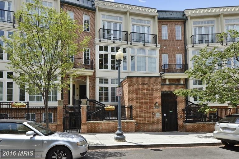 Meridian Crescent Condos For Sale